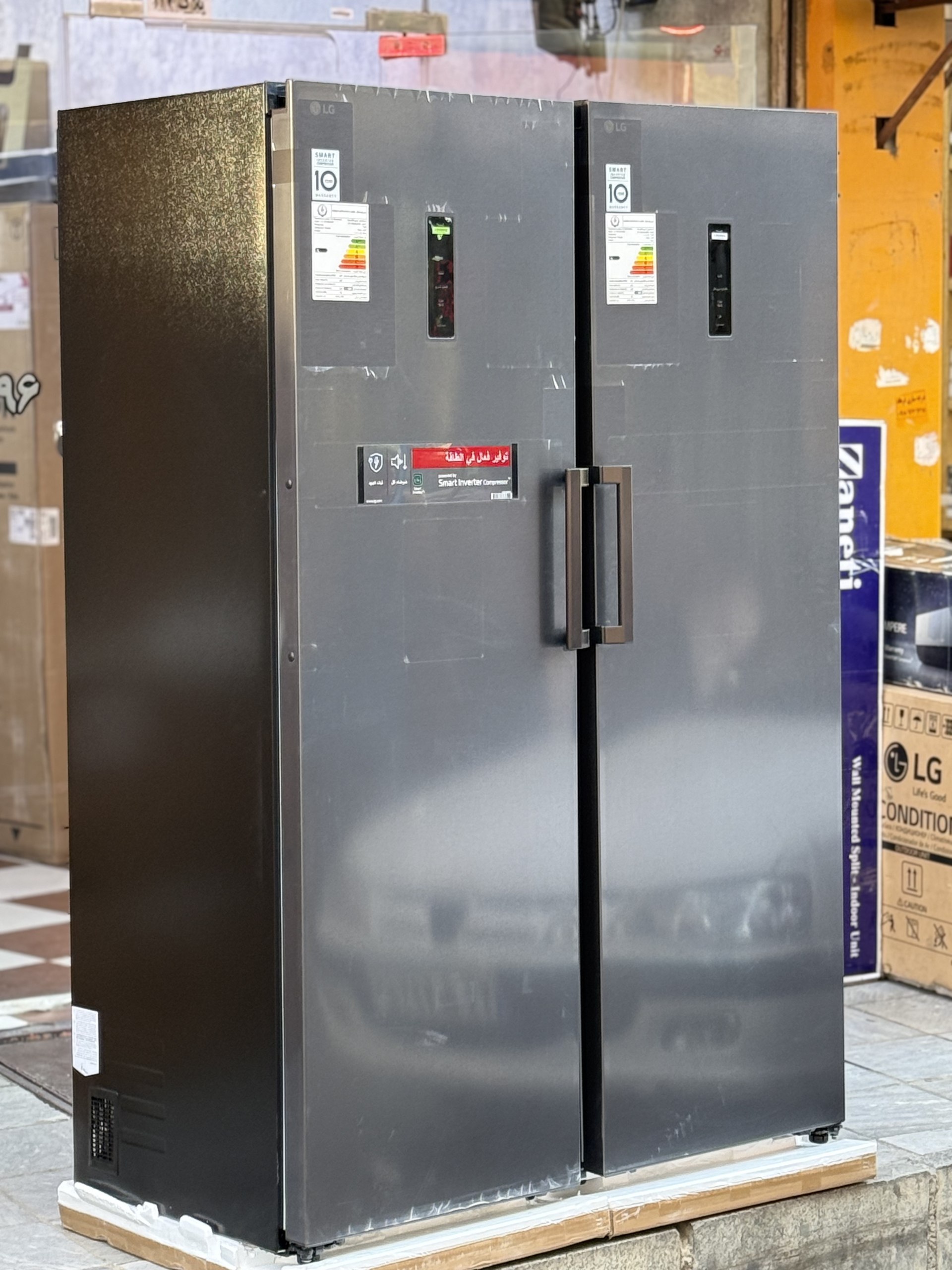 یخچال فریزر دوقلو الجی 40 فوت رنگ دودی مدل GC-F511ELDM/GC-B514ELFM